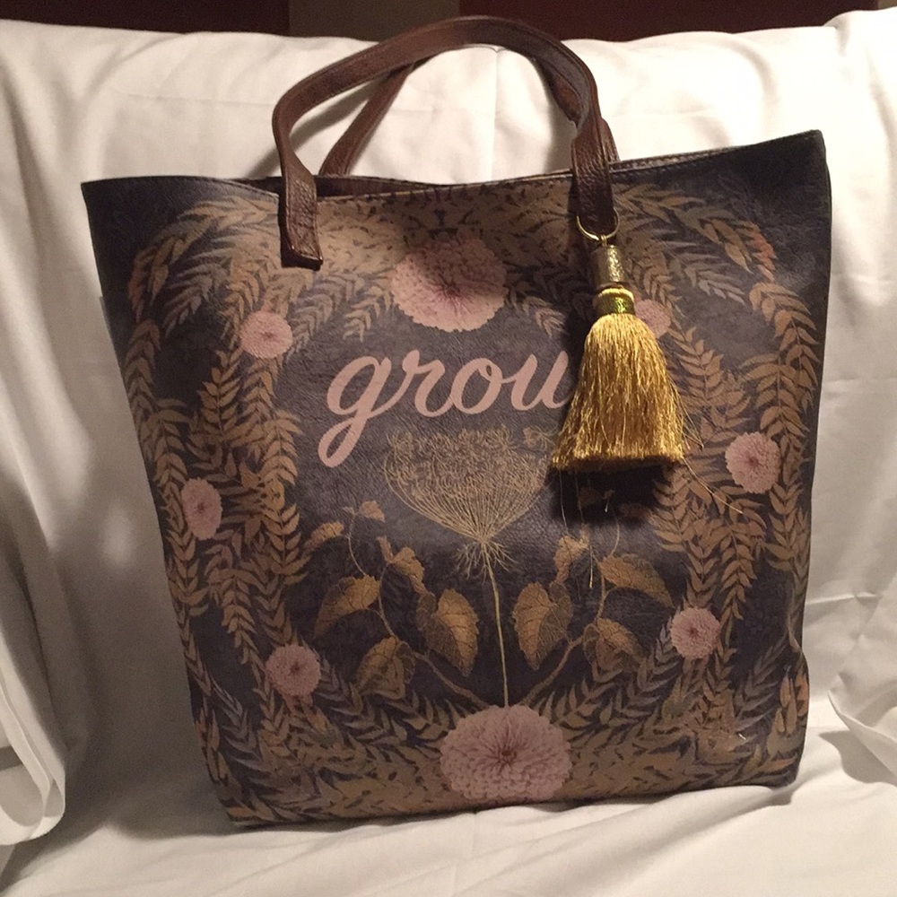 PAPAYAI FLORAL TOTE